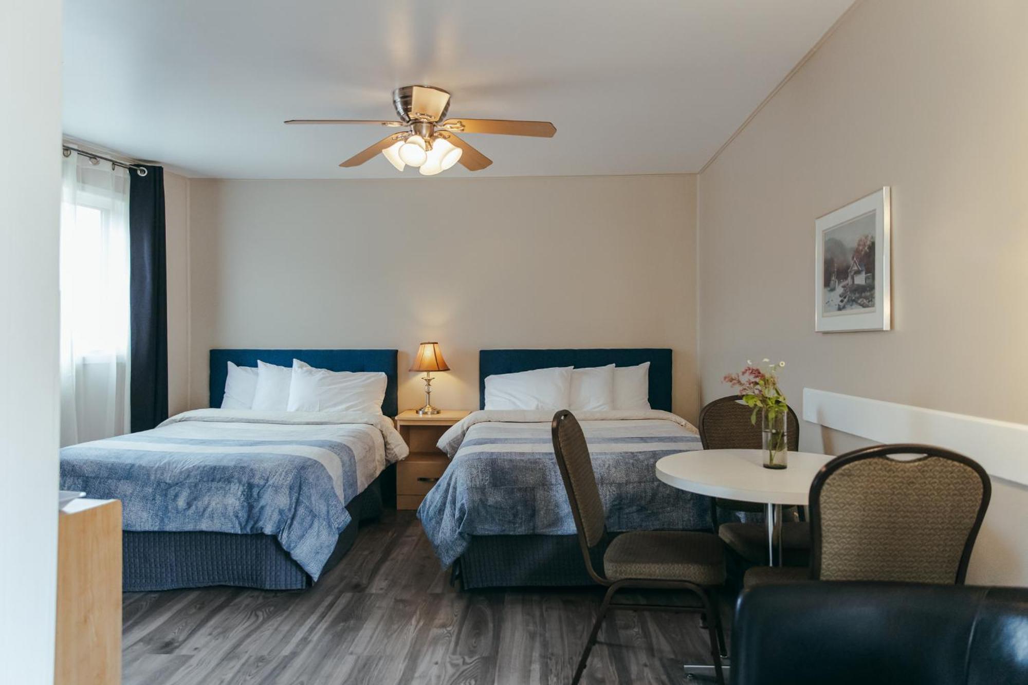 Motel Des Cascades Baie-Saint-Paul Eksteriør bilde
