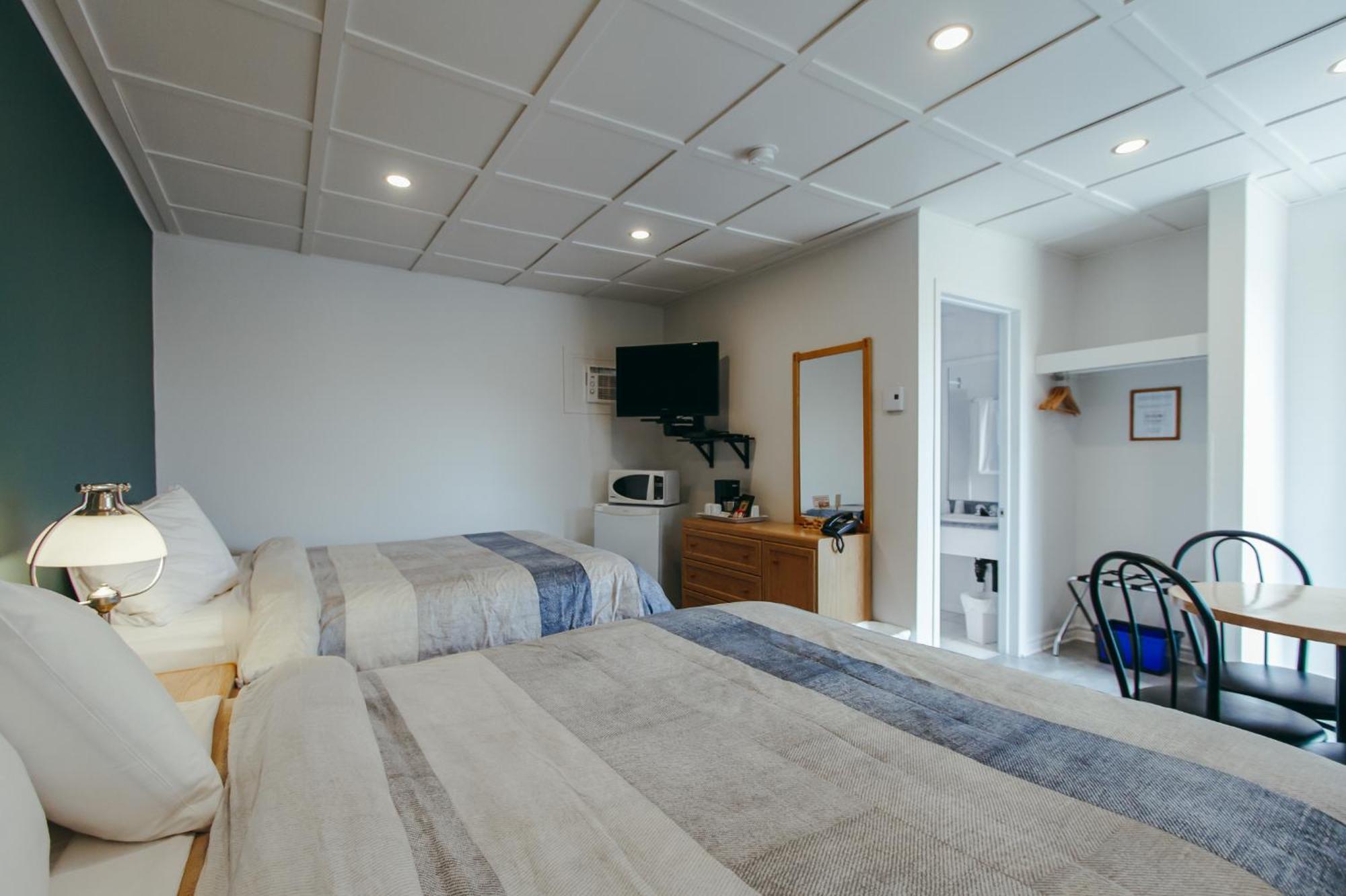 Motel Des Cascades Baie-Saint-Paul Eksteriør bilde