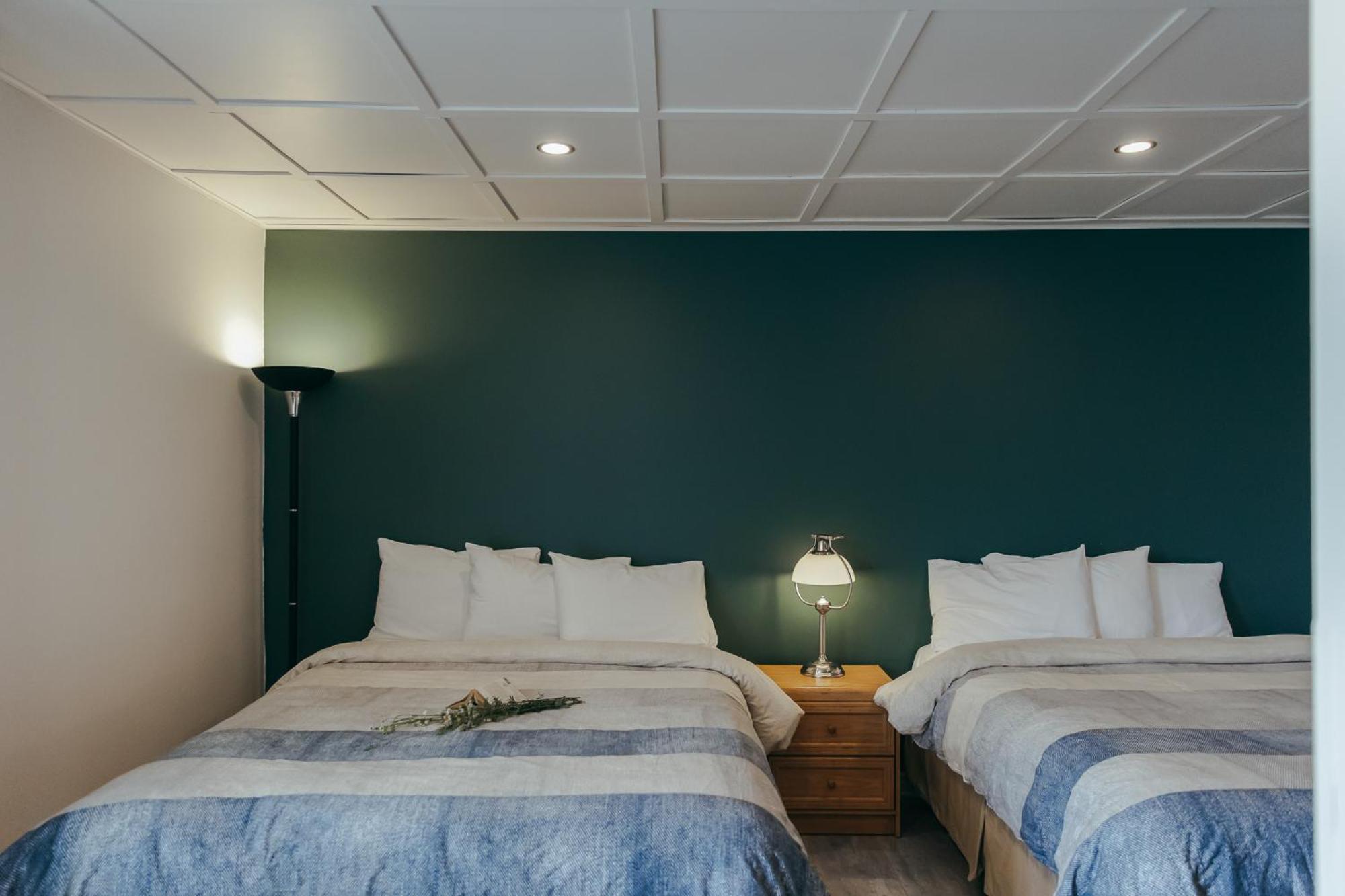 Motel Des Cascades Baie-Saint-Paul Eksteriør bilde