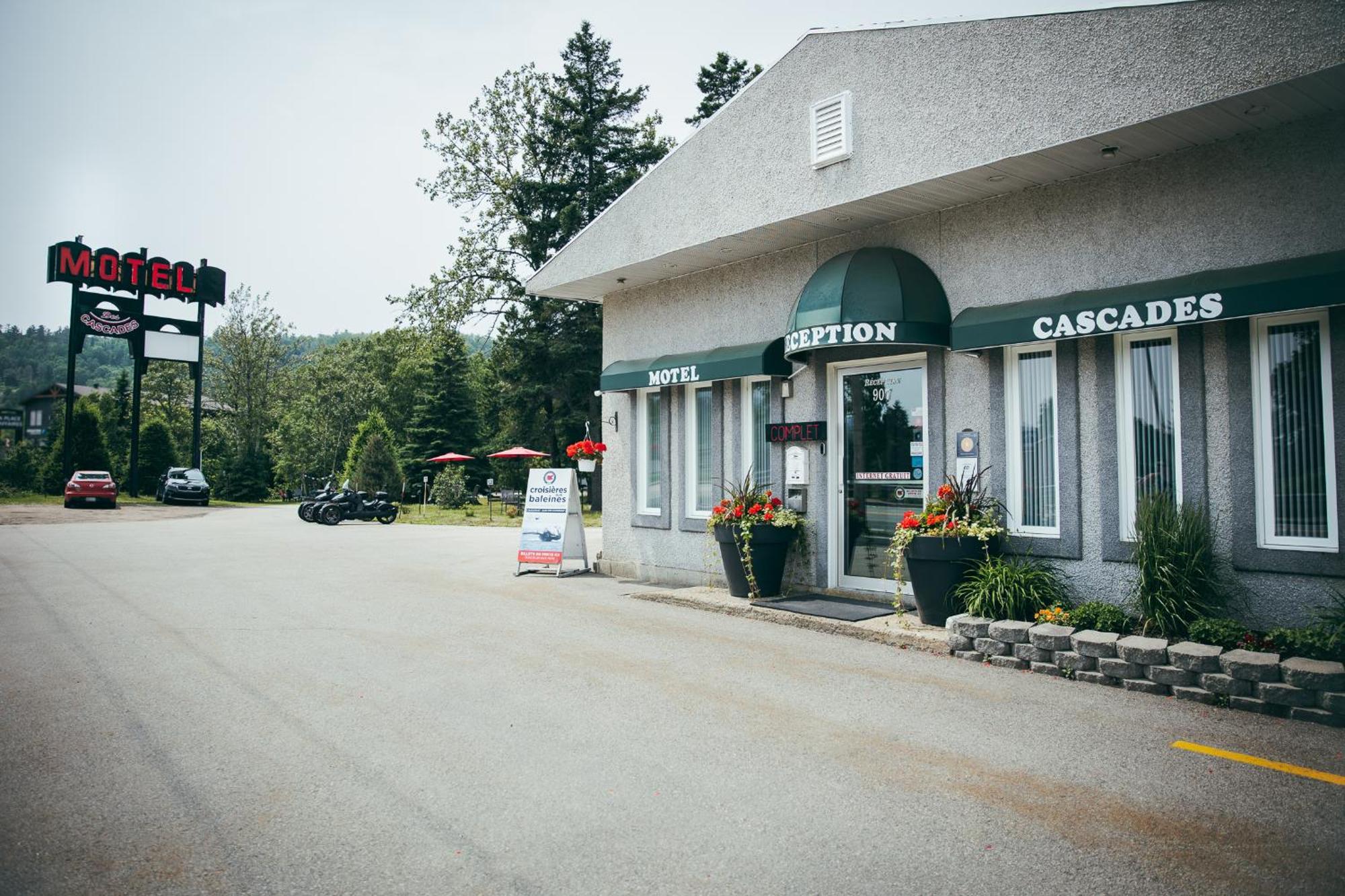 Motel Des Cascades Baie-Saint-Paul Eksteriør bilde